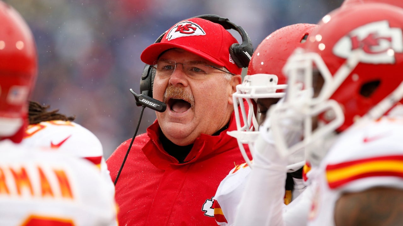 Chiefs backing toward playoffs once again